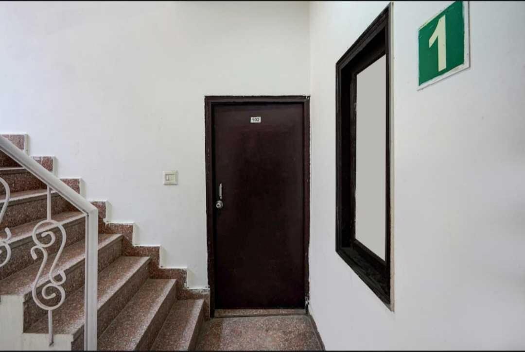 Hotel O Anshu B&B New Delhi Extérieur photo