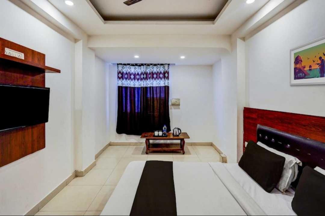 Hotel O Anshu B&B New Delhi Extérieur photo