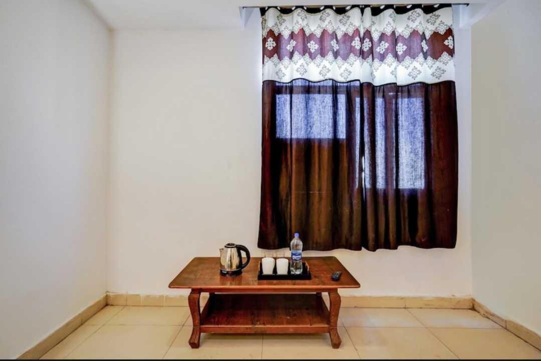 Hotel O Anshu B&B New Delhi Extérieur photo
